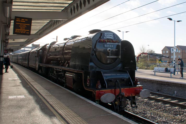 6233 Duchess of Sutherland 