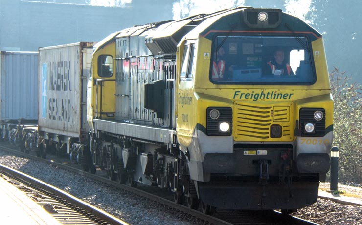 Freightliner class 70010 into the goods avoiding line 14th February 2019