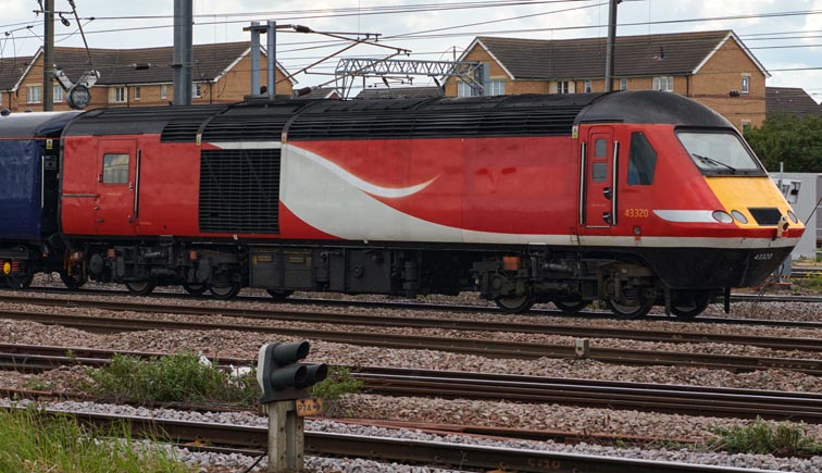 Ex LNER HST power car 3320 with no logos