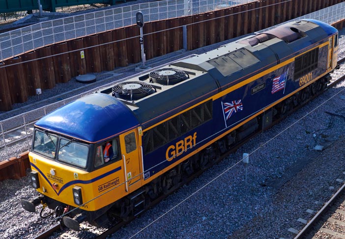 GBRf class 69001 Mayflower 