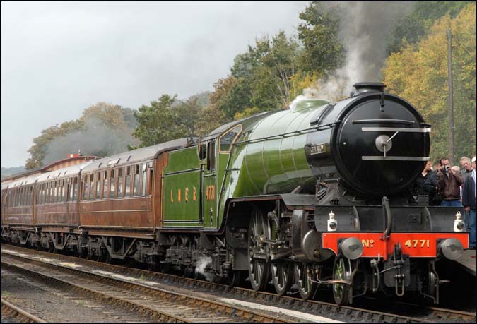 LNER 4771 Green Arrow at SVR