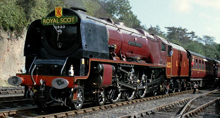 LMS Princess Coronation Class 4-6-2 6233 Duchess of Sutherland 