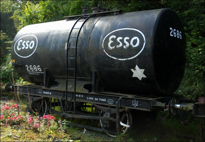 ESSO 20T tank wagon 