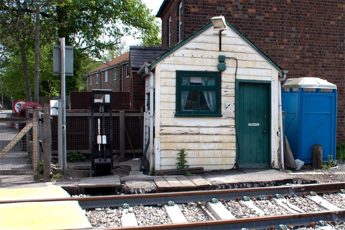 Park Road level crossing gate box 