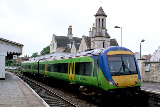 Central Trains 170 509 in platform 1 at Stamford station in 2002