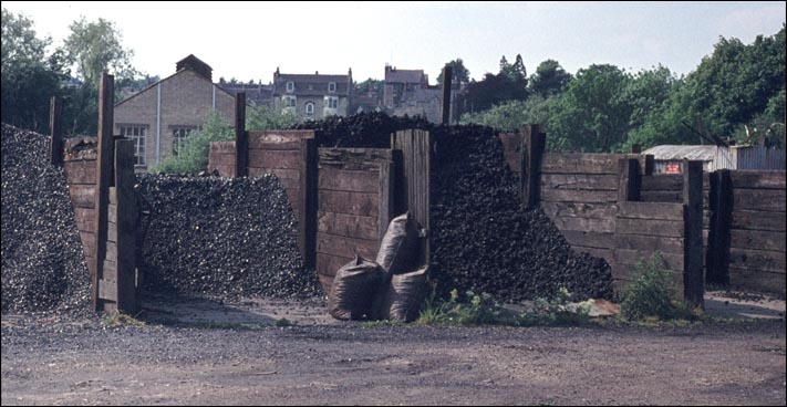 Stamford coal yad for the local coal merchants
