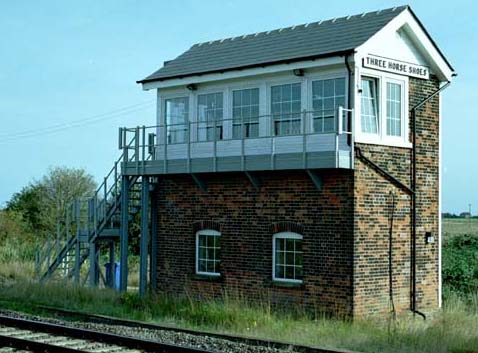 Three Horse Shoes signal box in 2003