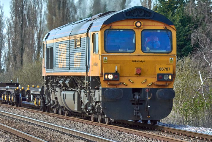 GBRf class 66707 at the Black Bush level crossing Whitlesea 