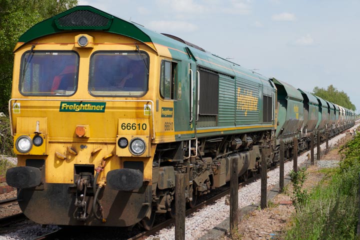Freightliner class 66610 at Whittlesea station on 28th May 2021.