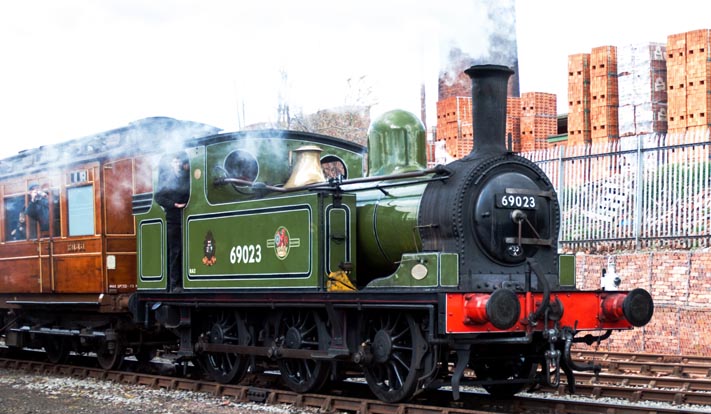 J72 0-6-0T 69023 at Barrow Hill