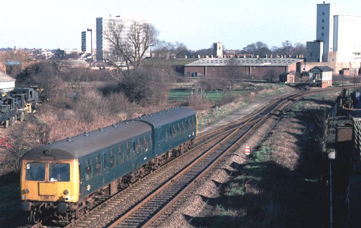  Cravens DMU from Bletchley to Bedford St Johns station