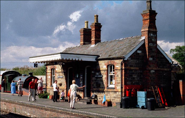 Castle Hedingham station building 