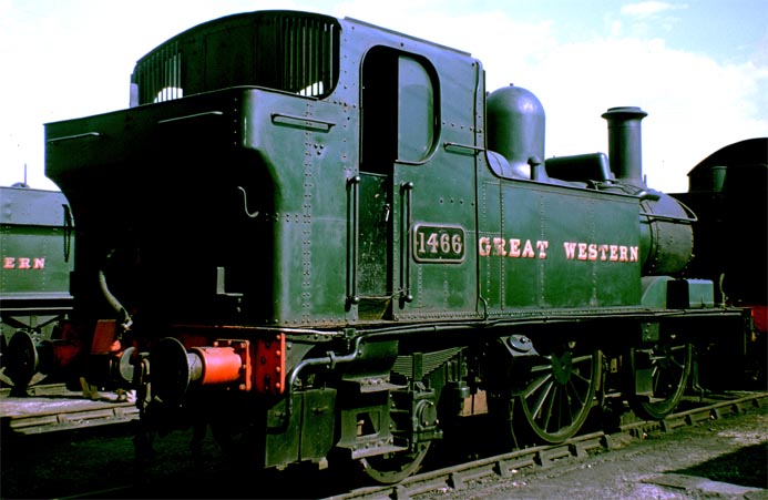 0-4-2T no.1466 at Didcot shed  0-4-2T no.1466 at Didcot shed
