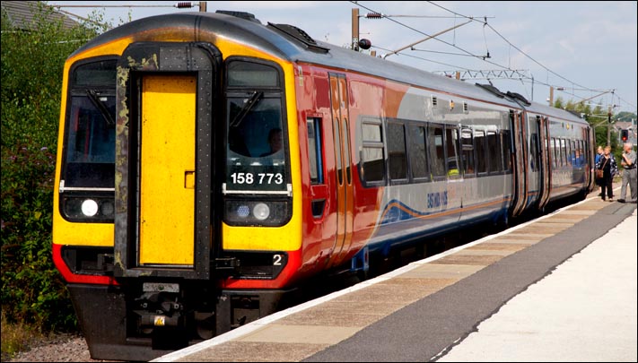 East Midland Trains class 158 733