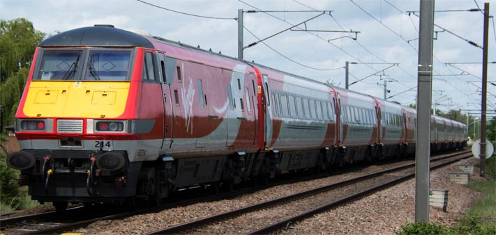 Virgin East Coast train in the new colours 