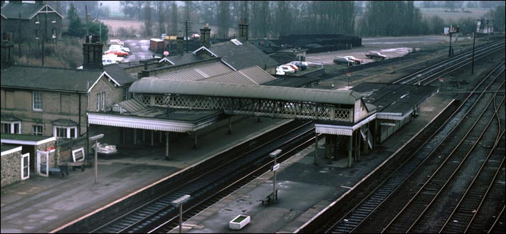 Huntingdon station in BR days from above (A14)