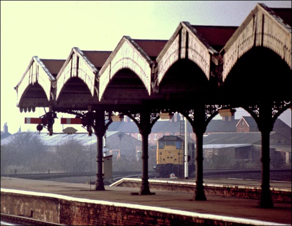  class 31 light engine comes from Whitemoor when all the platforms were open