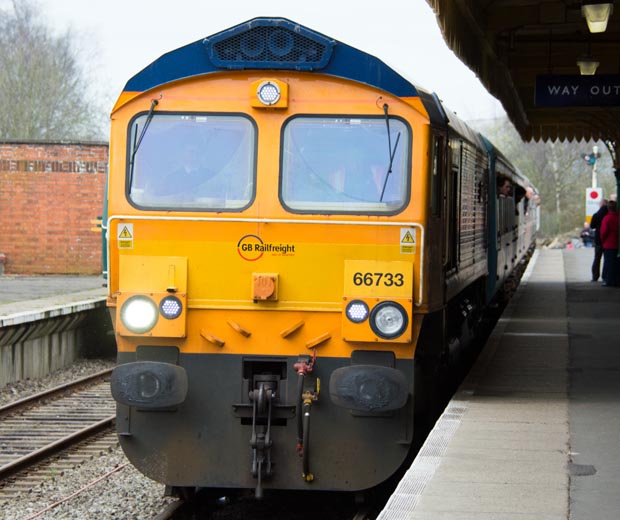 GBRf Class 66733 