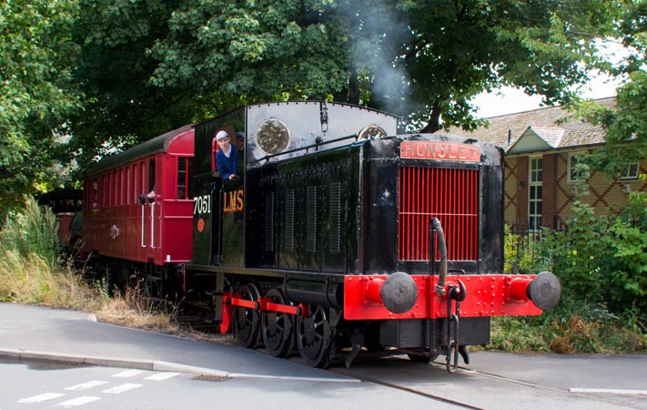 Hunslet diesel locomotve 7051 Hunslet diesel locomotve 7051 in LMS colours