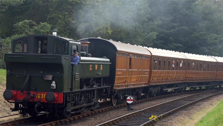 GWR 0-6-0ST no.1638 into Weybourne station in 2008 