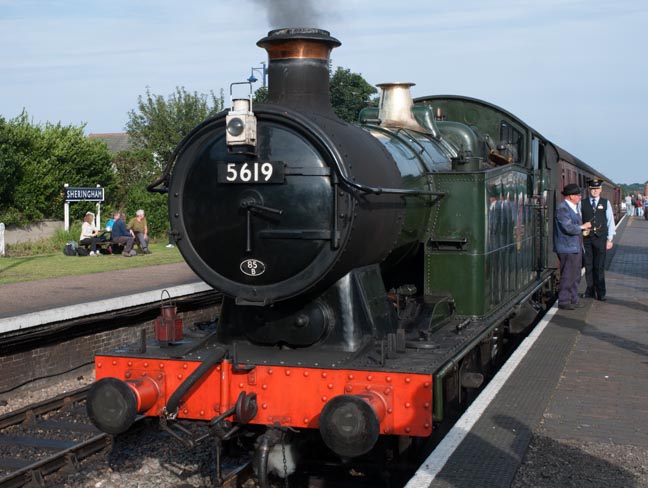 5619 at Sheringham station 