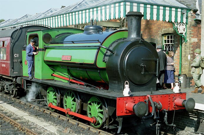 Ring Haw in Sheringham station in 2003