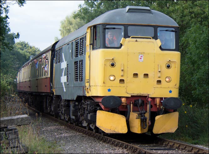 Class 31108 at the Yacht Club crossing at Nene Valley Railway on Friday the 26th September 2014 Class 31108 at the Yacht Club crossing at Nene Valley Railway on Friday the 26th September 2014