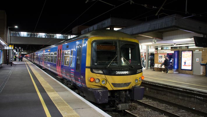 Great Northern Class 365504 in platform 2 at Peterborough 