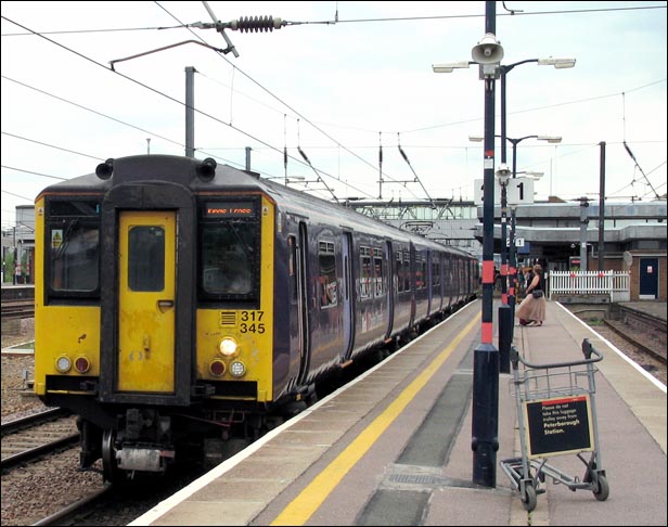 First Capital Connect class 317345 in platform 2 on the 18th of June 2006. First Capital Connect class 317345 in platform 2 on the 18th of June 2006.