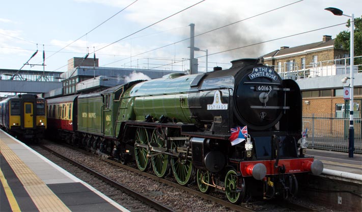 A1 Tornado in early British Railways green 