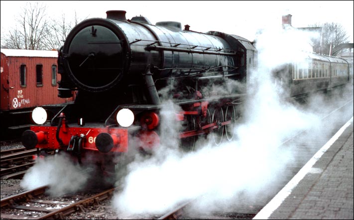 2-10-0 no 600 Gordon in LMR (Longmoor Military Railway) blue at Bewdley.