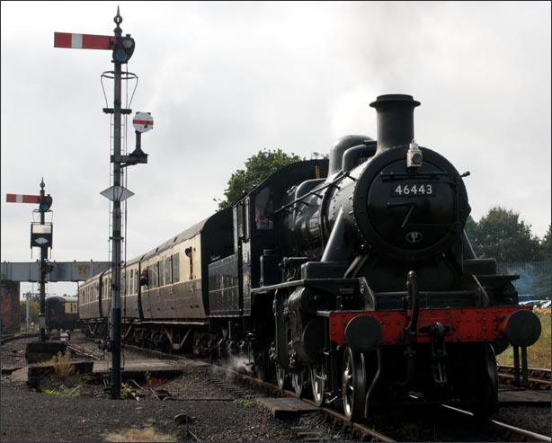 46443  comes into the Kidderminster Severn Valley Railway station 