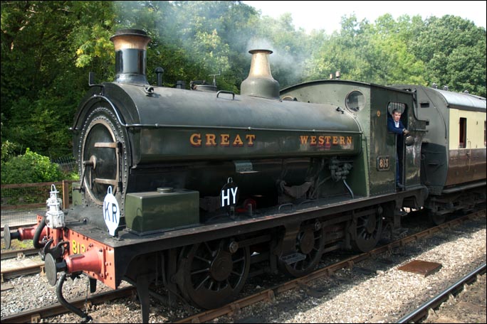 GWR 0-6-0ST no.813 at Highley railway station in 2008