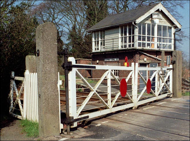  Scopwick Signal Box and its level crossing gates 