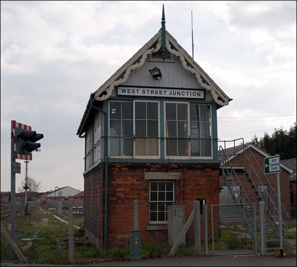 West Street Junction signal box in 2007