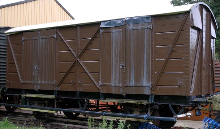 G W R Fruit C covered van no.2862