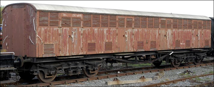 GWR Siphon G bogie gangwayed Milk Van 